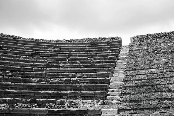 Amphitheatre Seats & Steps BW